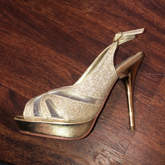 Gold Prom/Pageant Heels - Picture 3 of 4